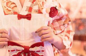 Feilin嗲囡囡 – 能忍住不看陈雅漫VICKY的最新黑白合集吗？我反正是做不到！