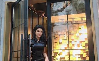 微密圈 – 原图里的Jessie婕西制服穿搭，有趣又不失风趣的瞬间