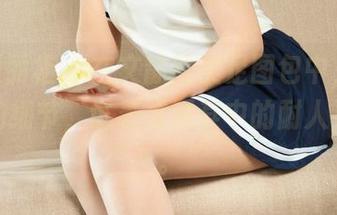 Ligui丽柜 – 在文静的美足图包中，藏着无数的细节，试着发现其中的耐人寻味吧。