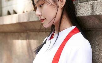 MiiTao蜜桃社 – 秘书的正确姿势：美图+伊素妍，工作八小时也有糖吃！