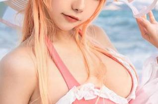 一秒钟我在想，Momoko葵葵的美脚全集会不会勾起“服装设计”的灵感？