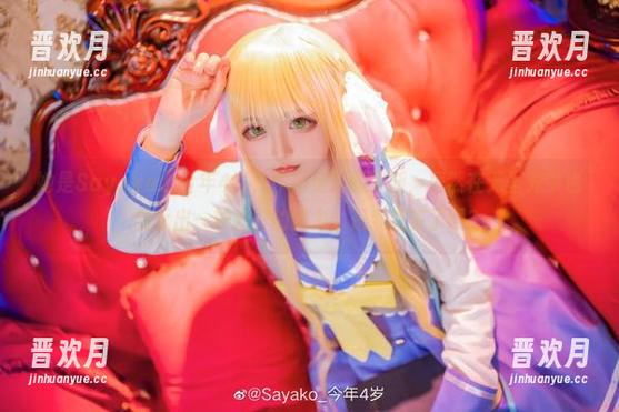她是Sayako＿今年4岁，作品是玛丽罗斯，居然在无圣光中也显示出一种别样的张力，是我想多了吗？