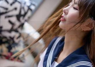 Seoyool(서율)的死库水写真合集：看着人家的泳衣，我的脑海里就浮现了童年泳池的画面。