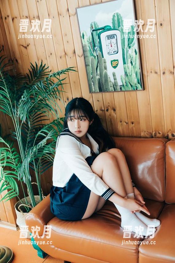 Sonson(손손)的修女写真：这也太有戏了吧！