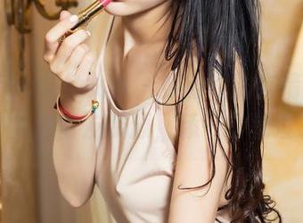 TouTiao头条女神 – 蜂蜜般的友情，蔡老师的免费蜜友资源，舔一口就没了！