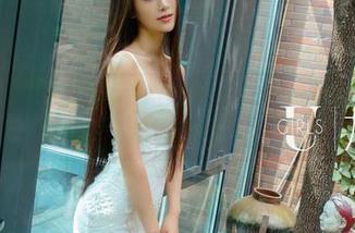 UGirls尤果网 – 松果儿的牛仔裤写真集：这裤子能不能再紧一点？原图一探究竟！