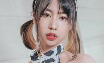又一个Uhye(이유혜)的迷人时刻，Bimilstory-NO.02原图，心有灵犀，下载就对了
