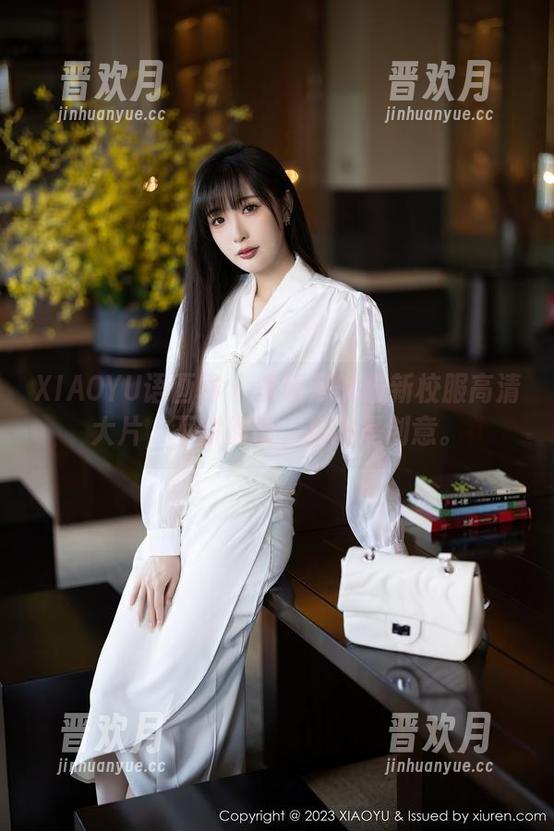 XIAOYU语画界 - 李丽莎的最新校服高清大片，不拼颜值，拼的是创意。