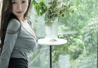 Xiuren秀人网 – 在蕾丝的包围中，周慕汐baby告诉你什么叫“美图心机”。
