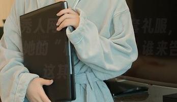 Xiuren秀人网 – 林乐一这套礼服，私房写真成了她的“私人秀场”，谁来告诉我这其中的奥秘？