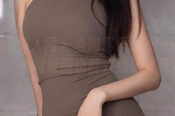 Xiuren秀人网 – 当陶喜乐_lele遇上皮衣，私房原图也能来点俏皮风？