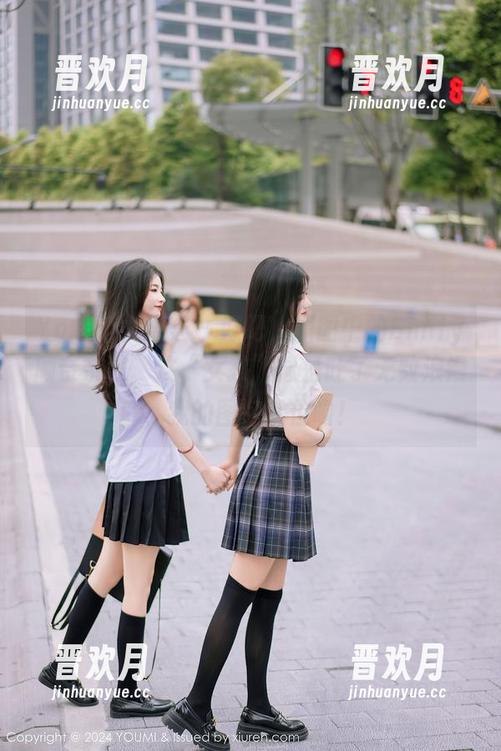 YouMi尤蜜荟 - 好吧，原图中的Emily顾奈奈酱，这“女孩”像是吐了无数浪漫，我的图包就位啦！