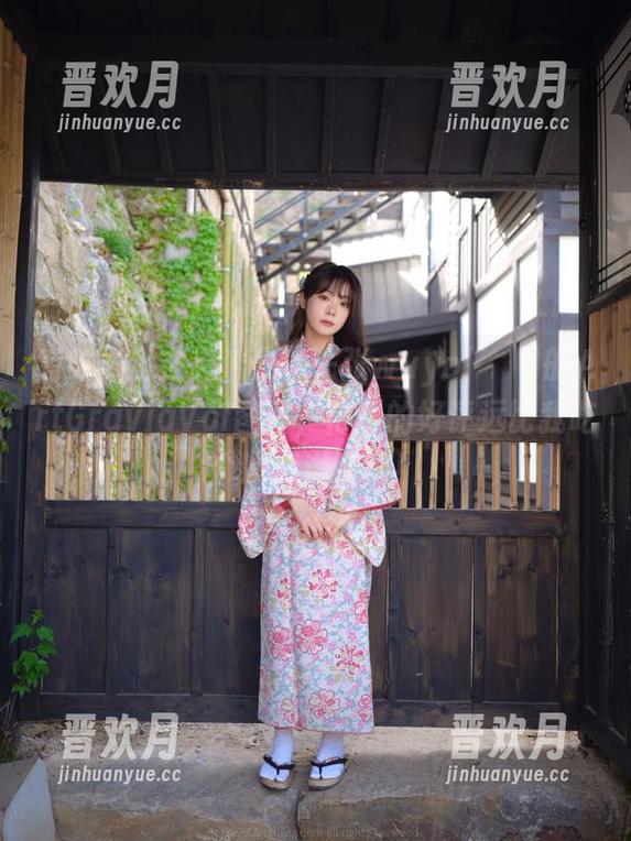 有时候我在想，分享一张wuyo(우요)的ArtGraviaVol图片，得到的好评远比我吃个冰淇淋还爽！