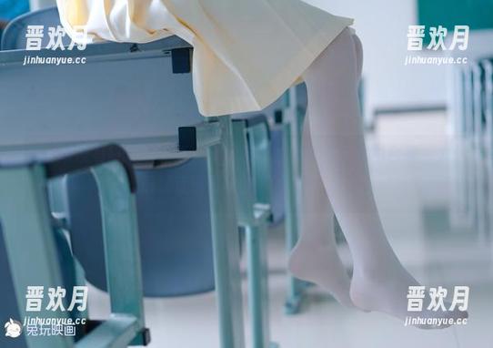 兔玩映画 来一场没有终点的浏览,兔玩映画的蕾丝吊带美图合集,为你展现直逼眼球的“冲击力”!