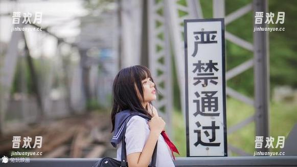 兔玩映画 兔玩映画是楼梯还是舞台?这套图里的萝莉太活泼了吧!