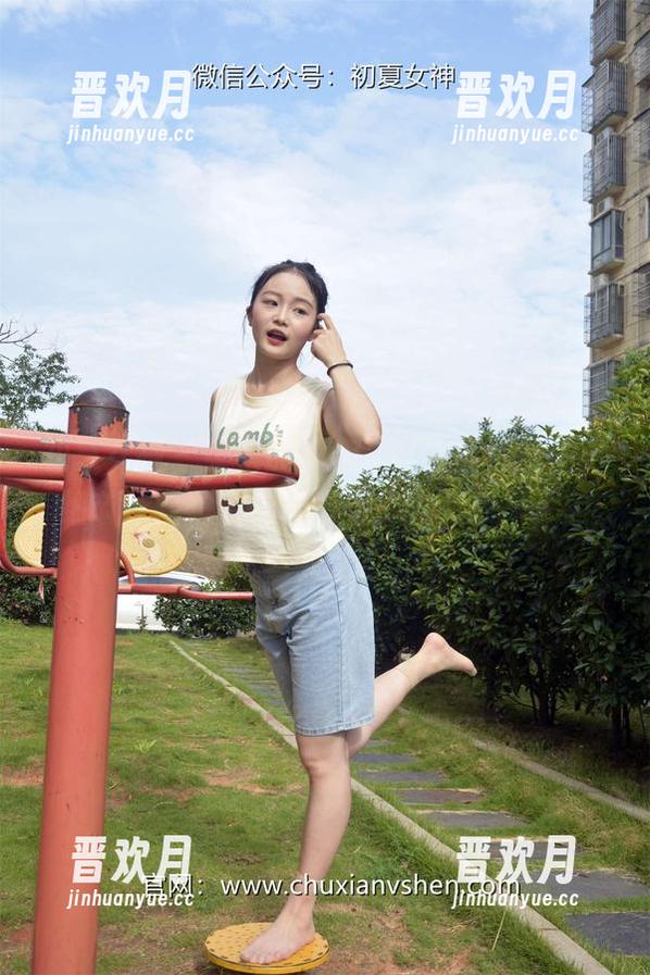 初夏女神-柒柒 初夏女神 - 柒柒的那套和服,图包里的小细节让我想了一肚子话,太有意思了。