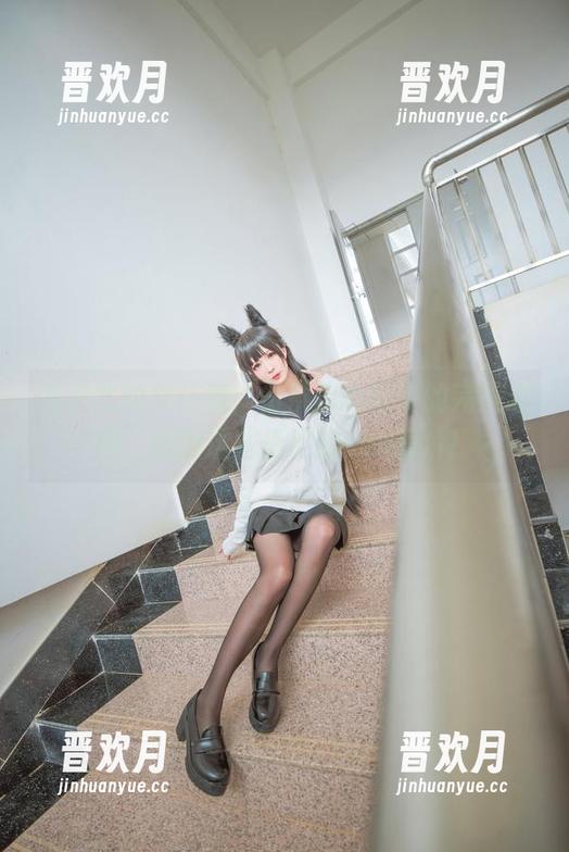 北之北 北之北的女仆装,仿佛你心目中的完美志向,翻翻这些俏皮的cos图片!