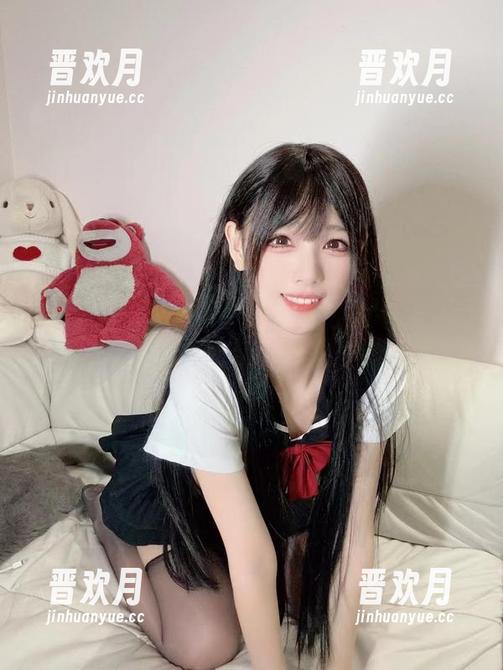 微密圈 - 十万口草莓粥粥的新图集，连体衣穿得如此简单却又不简单！