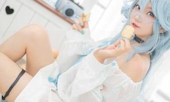 来看卜呦的最新写真吧——PA-15奇妙山药饼，其实只是个摆设，但看起来太诱人！