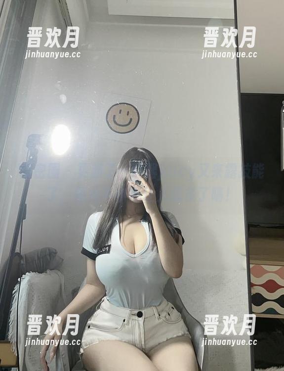 微密圈 - 更新了～可馨juicy又来露技能了，图片不小心让人想多了唷！