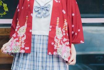 图片是蕾姆的兔耳朵，资源可是袋子里的“糖”哦，快来解锁喵糖映画！