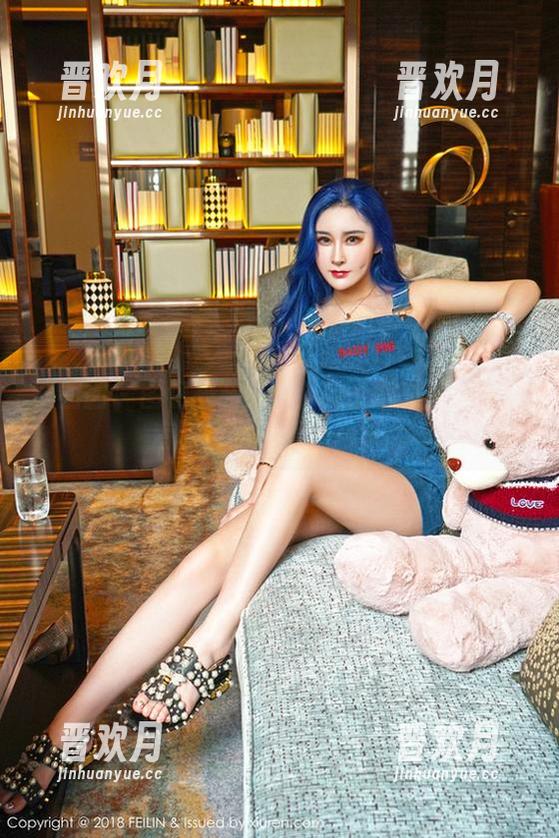 嗲囡囡-娜依灵儿 嗲囡囡 - 图包来袭!娜依灵儿的美图给我的短裙情结又添了一笔。