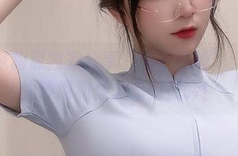 奇行家狗崽独家分享“桃子听蝉”：夏日的吵闹和他灵魂的低吟！