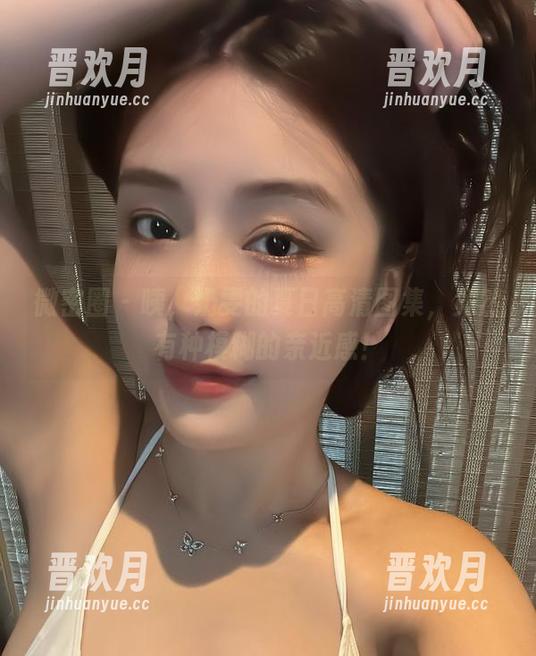 微密圈 - 咦，奶雯的夏日高清图集，竟然有种模糊的亲近感！