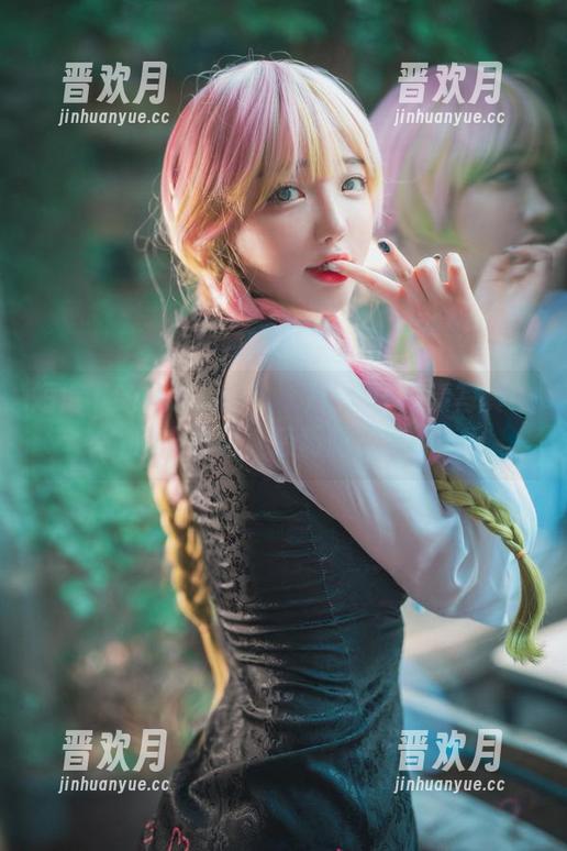 短裤下的孙乐乐(손예은)：如同高清写真中的一缕风，轻巧而自如！