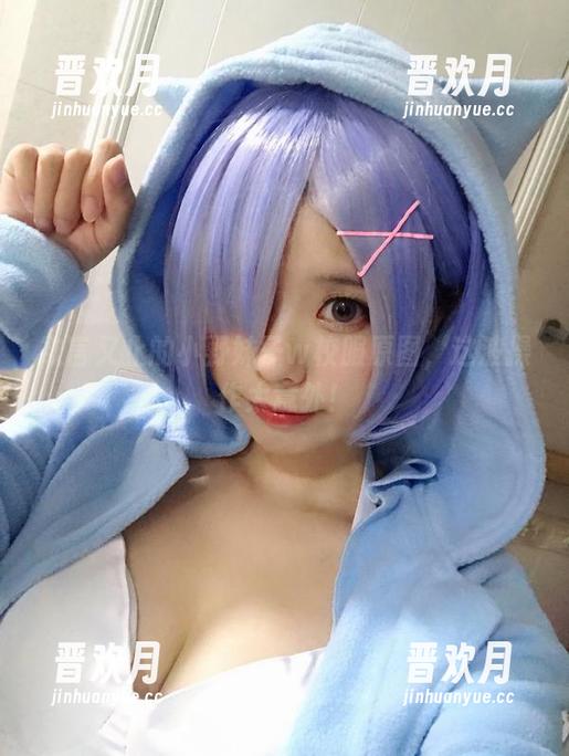 小野妹子w 欲言又止的小野妹子w校服原图,这波操作太意外!