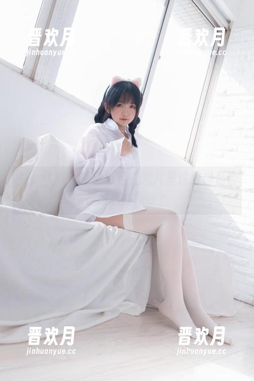 少女秩序 - 乐栀裸足，图片里这双脚是否在跟我打招呼？