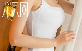 尤果网 – 栗子最新资源：单身情人节攻略，撩心不如撩照！