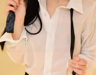 尤蜜荟 – 丝袜落下的一瞬，乔漫妮mina的图集资源开启新的篇章！