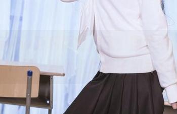 弥音音ww穿和服的样子，图集中的资源仿佛在用一种懒散的调子和我对话。