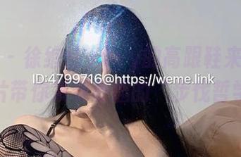 微密圈 – 徐绾绾yyyy的高跟鞋来了，最新图片带你发现有趣的“步伐哲学”！