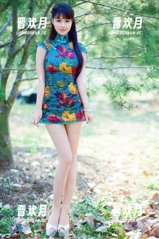 推女郎 - 就是居家这样一种氛围，赵惟依的照片你想下载几张？