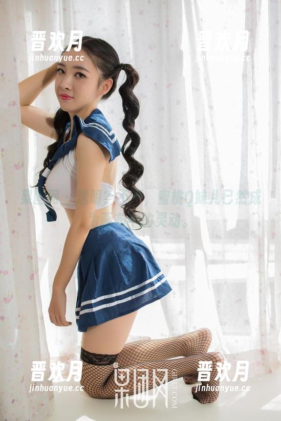 果团网-蜜桃Q妹儿 果团网 - 透明?不不,蜜桃Q妹儿已然成为画布中的灵动。