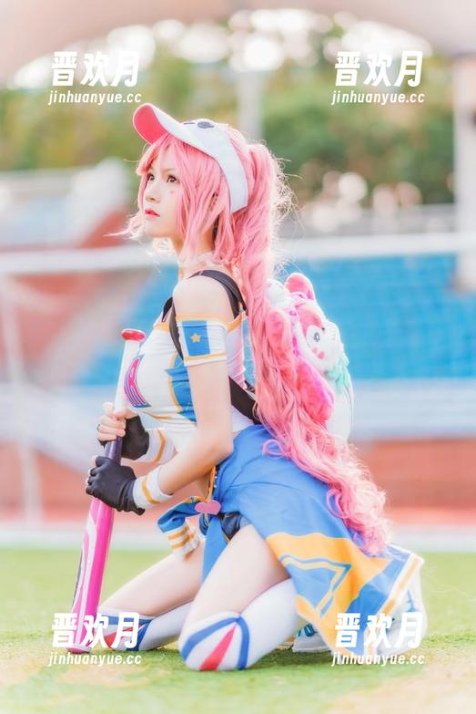 桜桃喵 这些美图里,桜桃喵红色体操服的样子,有种难以言喻的魔力。
