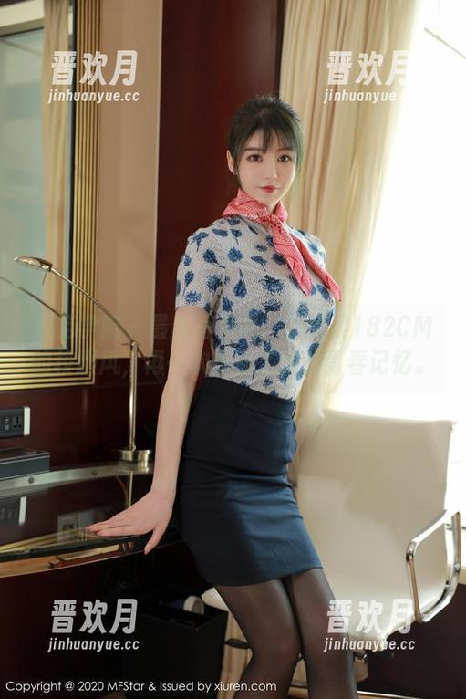 模范学院-李雅柔182CM 模范学院 - 最新写真集:李雅柔182CM的校服风,再一次撩动了我的青春记忆。