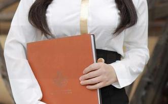模范学院 – 最新写真中，蒋小静Jessica又把“女孩”的气息升华了。