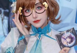 这件毛衣在资源界算不算比较高级呢？流一_喵喵喵喵喵喵小姐说的话总是很有营养。