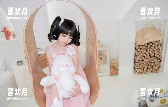更新！爆机少女喵小吉送上子不语的原图，果然依旧让人看得不想移开眼。