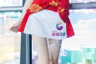 王羽杉的海边照片，免费get，带点小魔力哦。