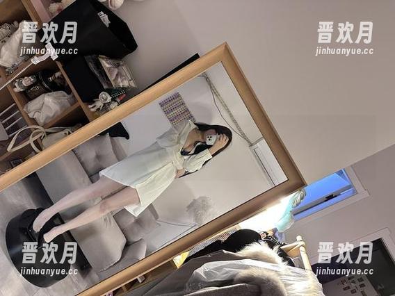 玫桃泡芙 微密圈 - 当玫桃泡芙的作品撞上无数在线的女孩,哎呀,我的脑海里一阵混乱