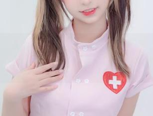 绝对免费！神乐坂真冬的透明护士双人照，一定会让你聊到“无色”的新境界！