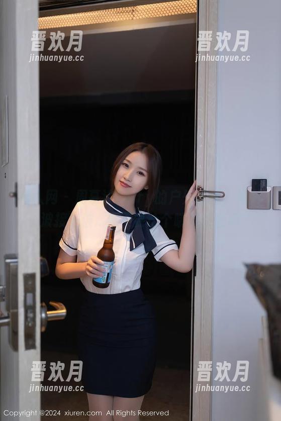 秀人网-周慕汐fairy 秀人网 - 周慕汐fairy的户外写真,图片一波接一波...要不要给个喘息机会啊?