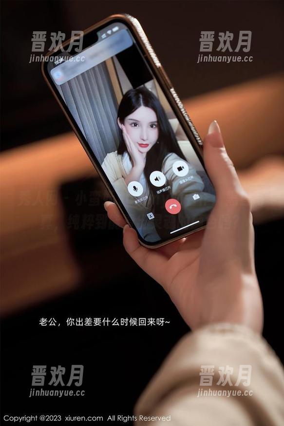 秀人网-小蛮妖yummy 秀人网 - 小蛮妖yummy的名作:黑白写真,纯粹到能看出灵魂的颜色吗?