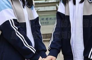 秀人网 – 李丽莎：教室里的定制图集，摸摸墙壁会不会变知识？