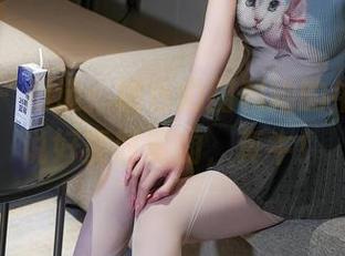 秀人网 – 精选：桃色奶酪和她的牛仔裤，说好要时髦的，真牛！