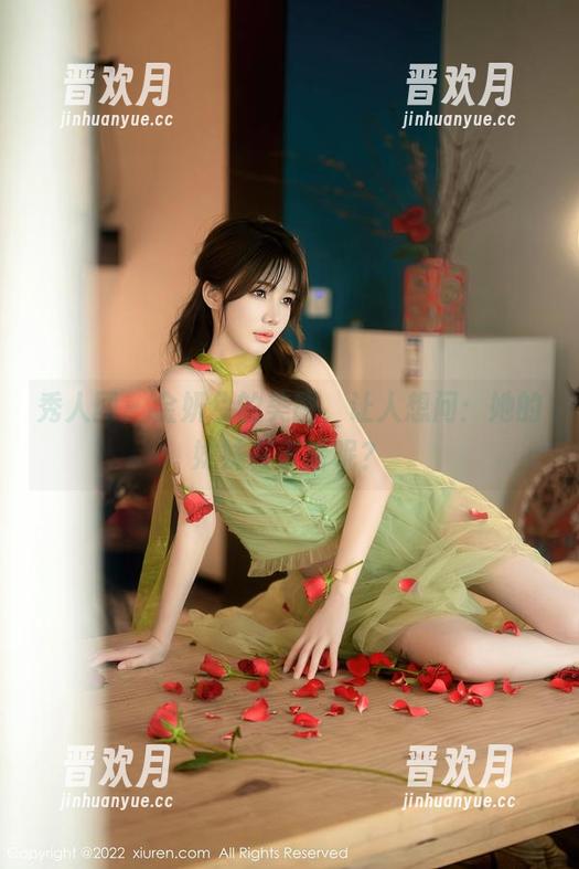 秀人网-金妍兮 秀人网 - 金妍兮的美图,让人想问:她的妹妹在干啥呢?